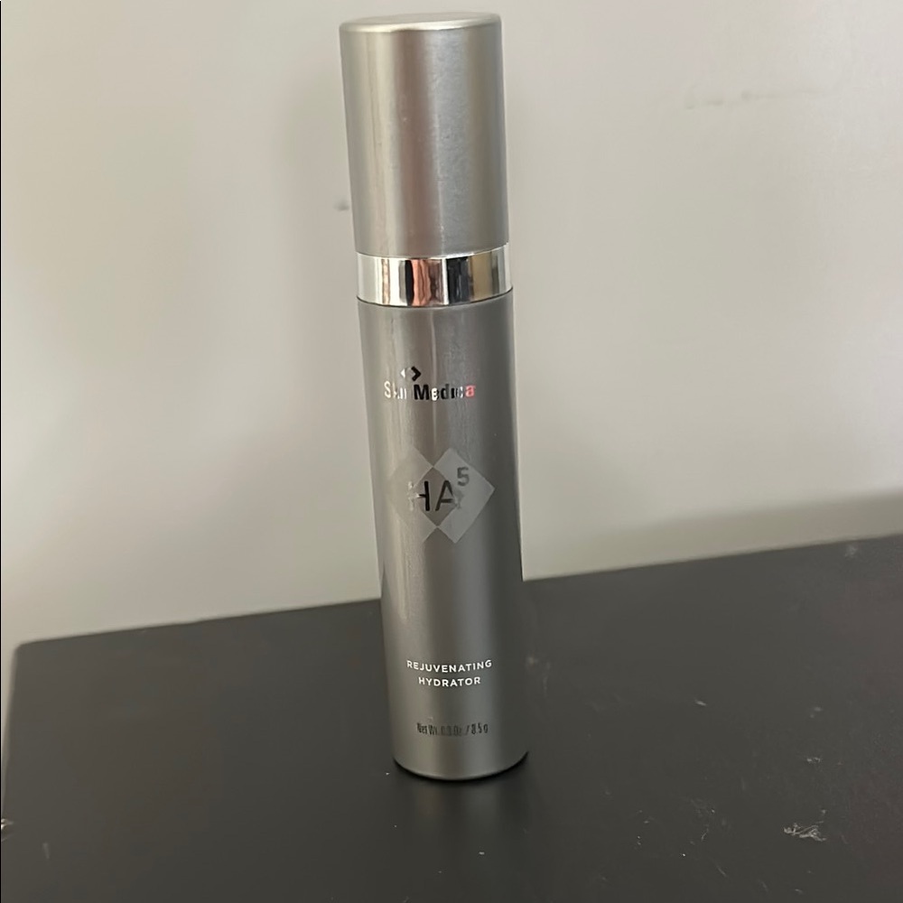 SkinMedica HA5 rejuvenating hydrator